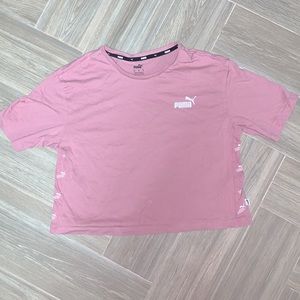 Cute puma crop top!